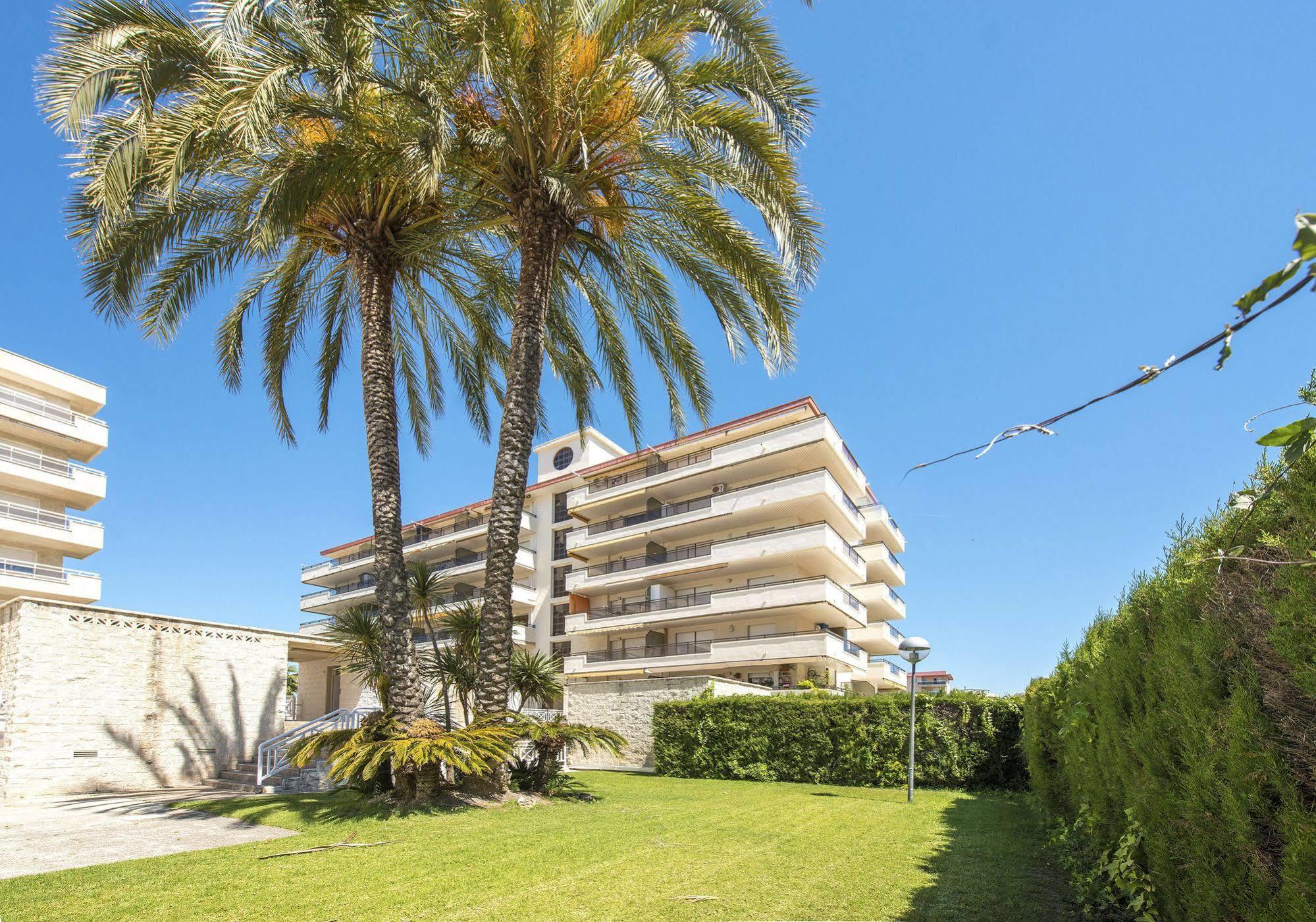 Ona Aquamarina Aparthotel La Pineda Bagian luar foto