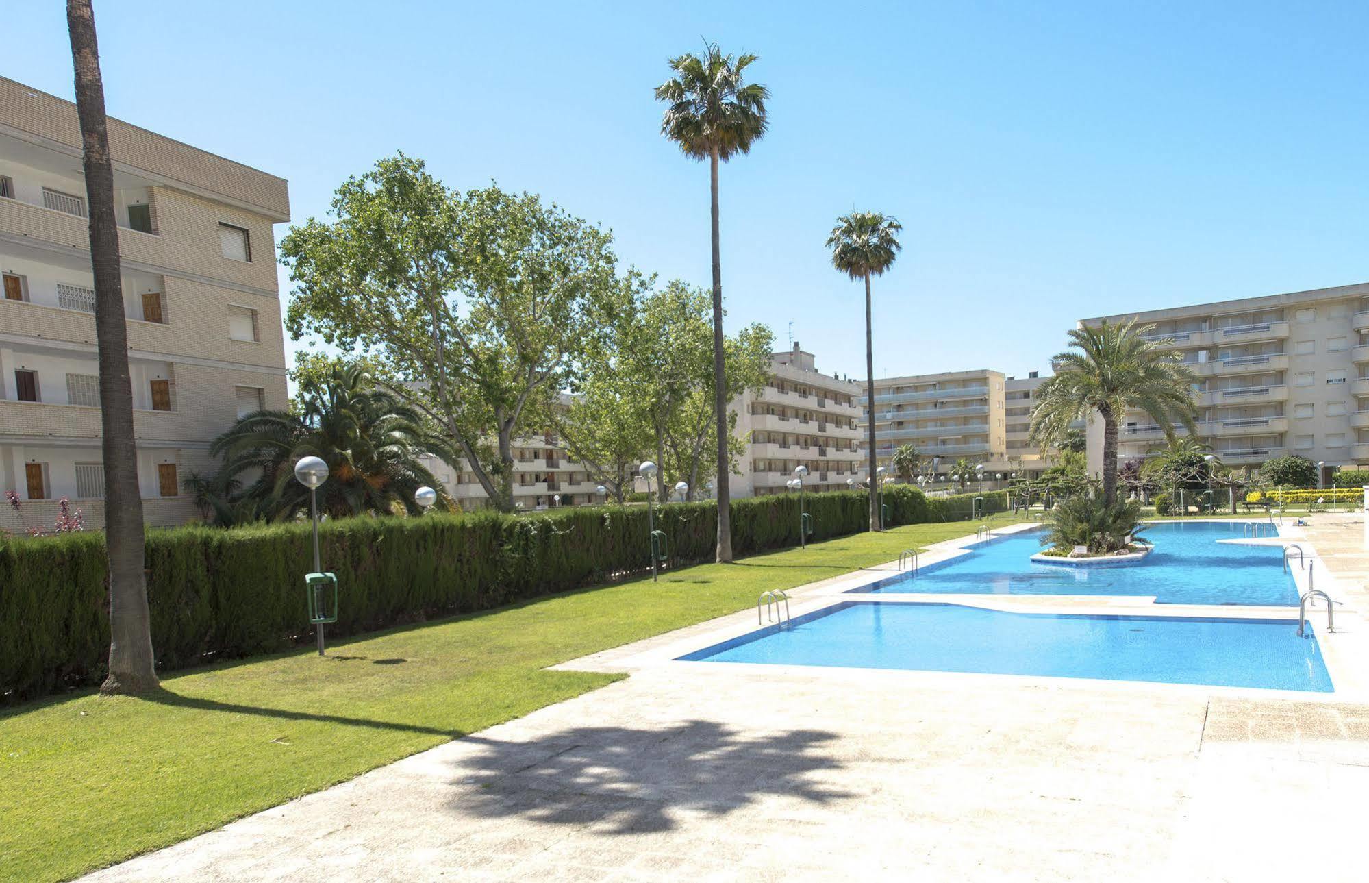 Ona Aquamarina Aparthotel La Pineda Bagian luar foto